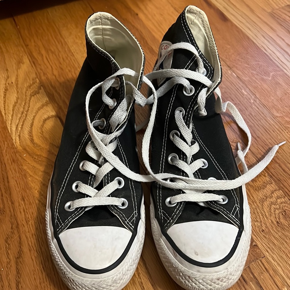 Black high top converse